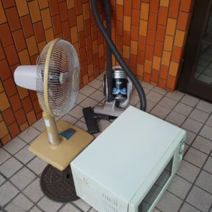 【東大阪市岩田町】電子レンジ、扇風機、掃除機の回収・処分ご依頼