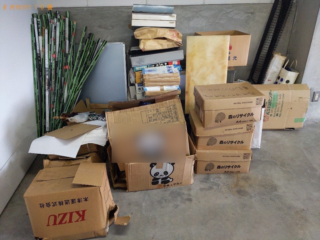 【大阪市北区】椅子、倉庫内にある不用品の回収・処分ご依頼